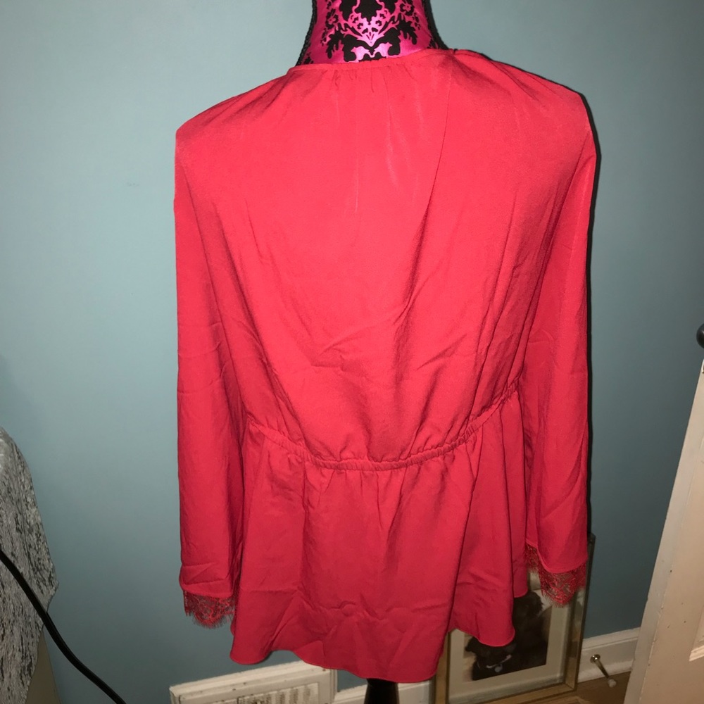 Lane Bryant red blouse with lace sleeves size 20 - Picture 5 of 5